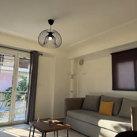 Glyfada's Glyfada (Phocis)